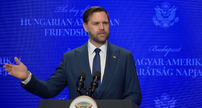 Україна та Росія фактично "торгуються" за кілька квадратних кілометрів території, - Венс Україна та Росія фактично "торгуються" за кілька квадратних кілометрів території, - Венс